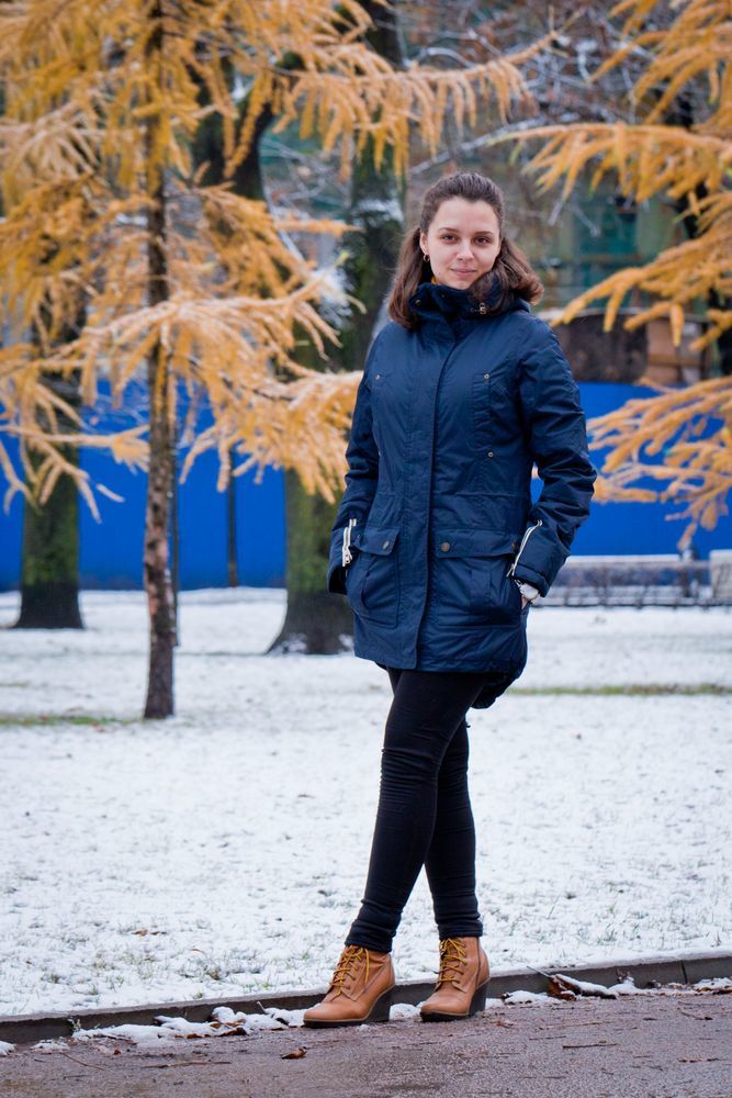 Зимняя женская одежда: куртки и дубленки