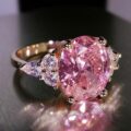 Золотые кольца с розовым турмалином: краткий ликбез